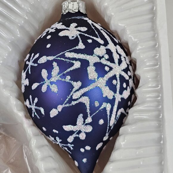 Commodore Ornaments Christmas Classics Blue White Glitter Snowflakes Vintage - Picture 8 of 12